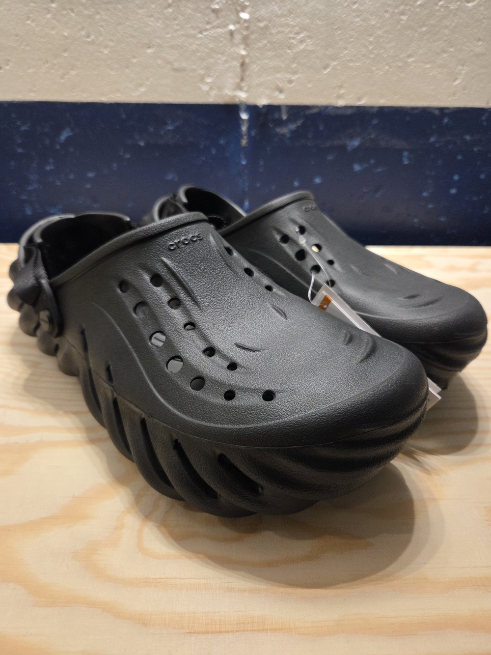 Men's Crocs Black Echo Clog (Size 12)